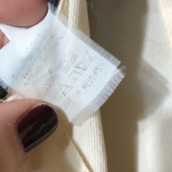 🔥Giorgio Armani🔥 Vintage Silk Tank - Picture 8 of 11